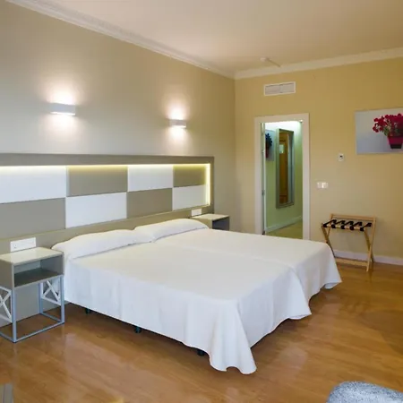 Monarque Torreblanca 4* Фуенхірола