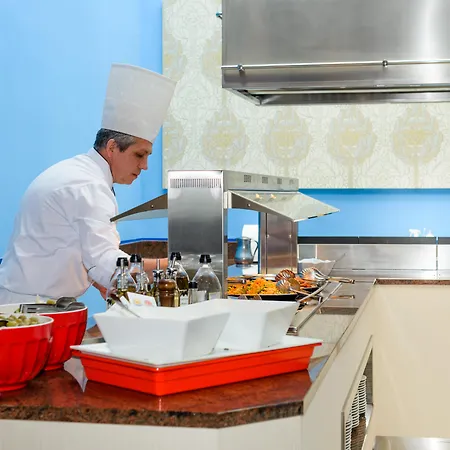 Monarque Torreblanca Fuengirola