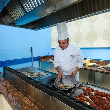 Monarque Torreblanca 4*