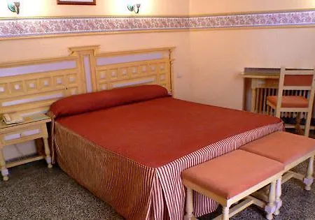 Monarque Torreblanca Фуенхірола