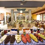 Monarque Torreblanca 4* فوينخيرولا