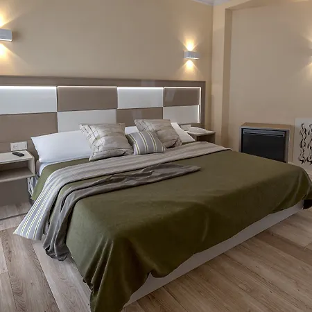 Monarque Torreblanca 4*