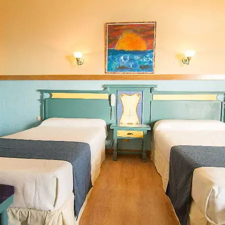 ホテル Monarque Torreblanca 4*